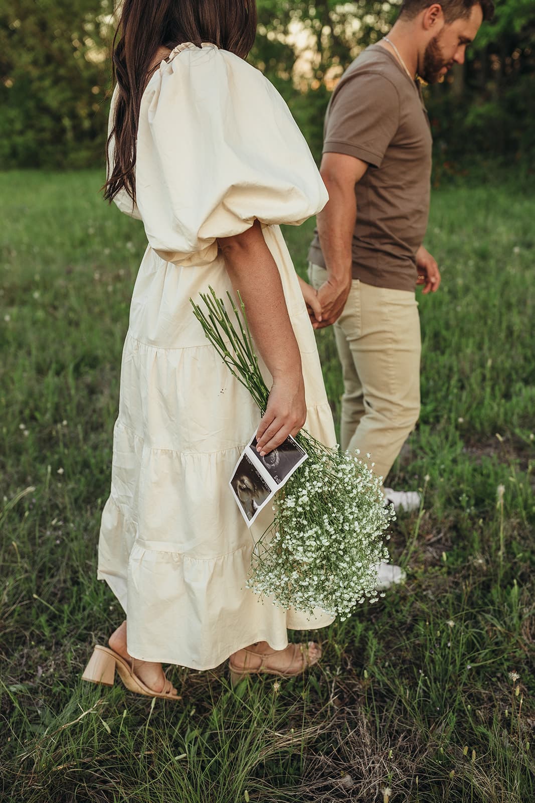 Dallas baby announcement photography showcasing beautiful pregnancy reveal portraits - Image 012